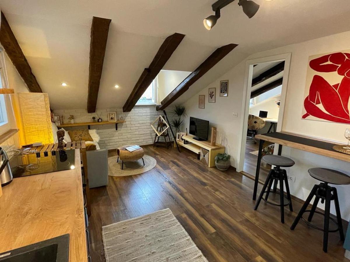 Condo In Town Centre リエカ エクステリア 写真
